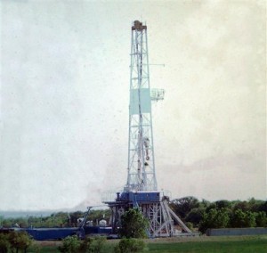 Ghost Rig near Rush Springs OK 1983